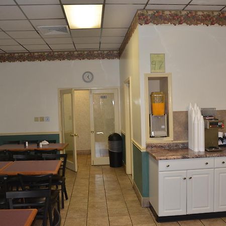 Knights Inn - Nashville Downtown Екстер'єр фото