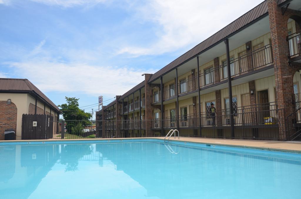 Knights Inn - Nashville Downtown Екстер'єр фото