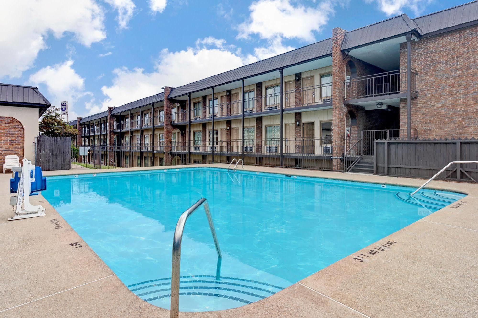 Knights Inn - Nashville Downtown Екстер'єр фото