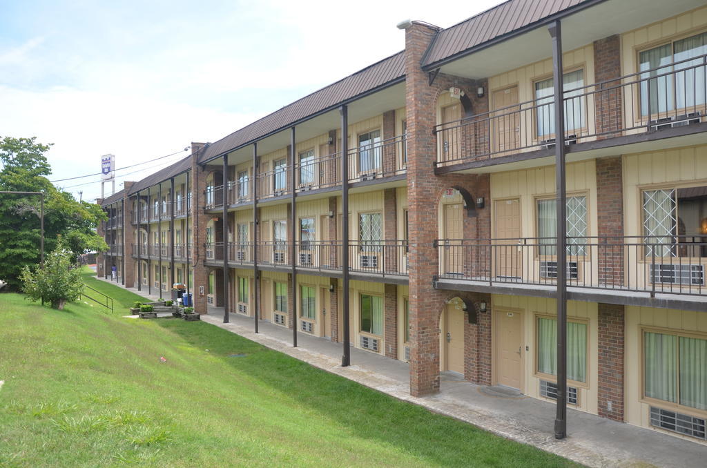 Knights Inn - Nashville Downtown Екстер'єр фото