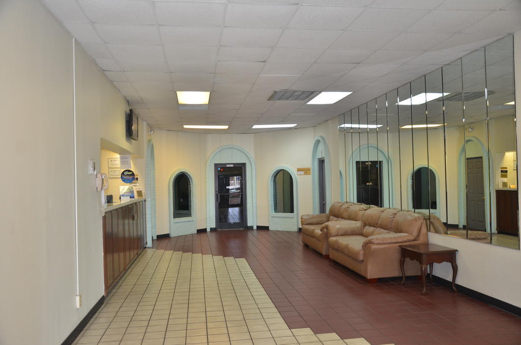 Knights Inn - Nashville Downtown Екстер'єр фото
